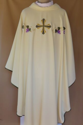 Biały Krzyż Nadziei z winogronem (irina)